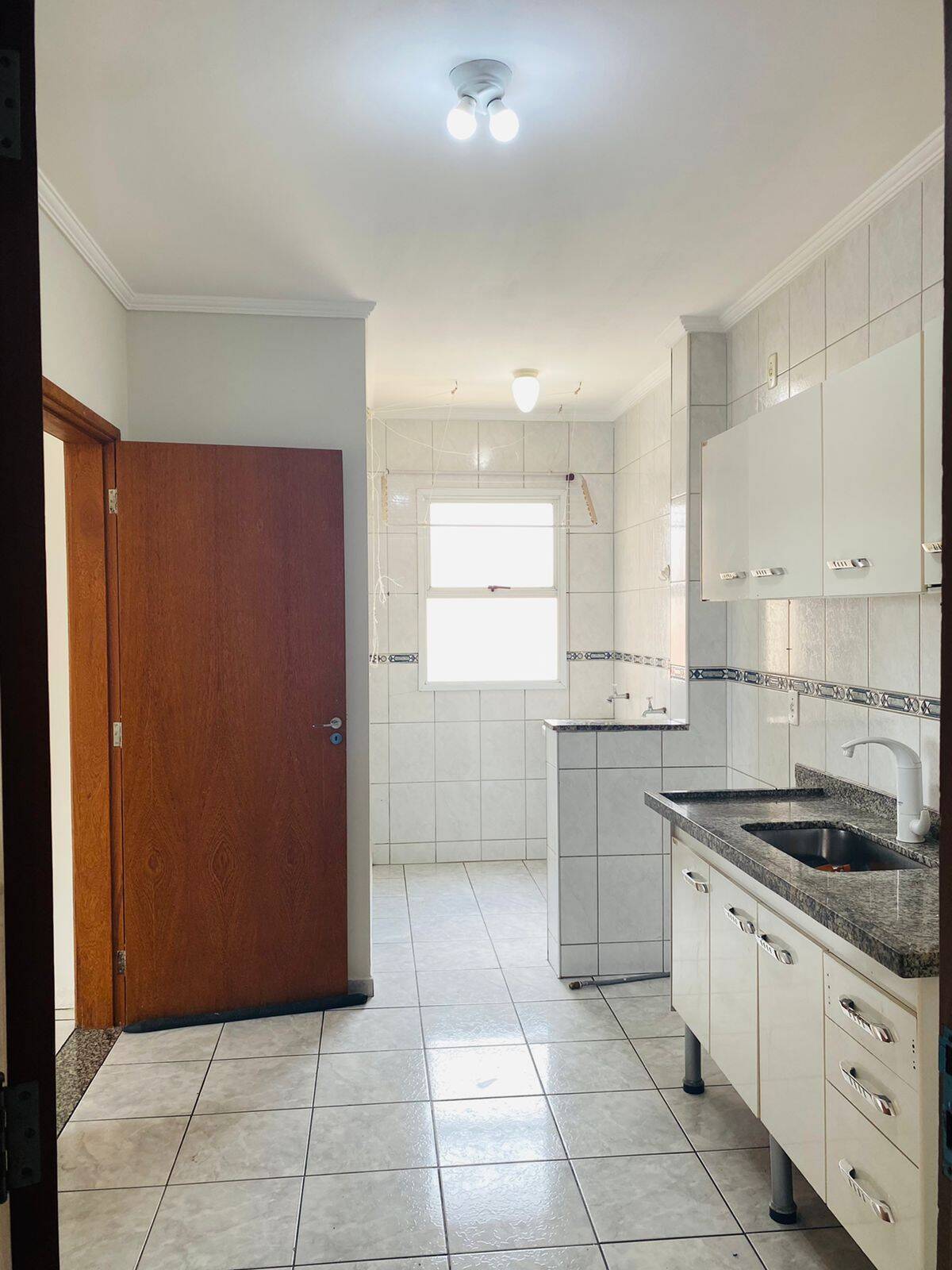 Apartamento à venda com 2 quartos, 72m² - Foto 8