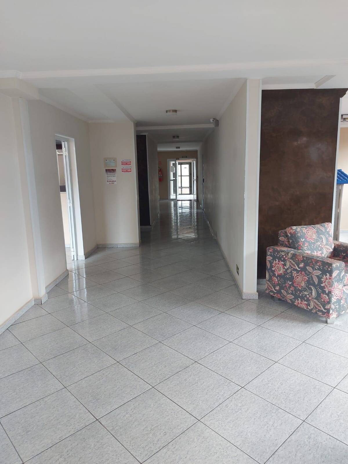 Apartamento à venda com 2 quartos, 72m² - Foto 27