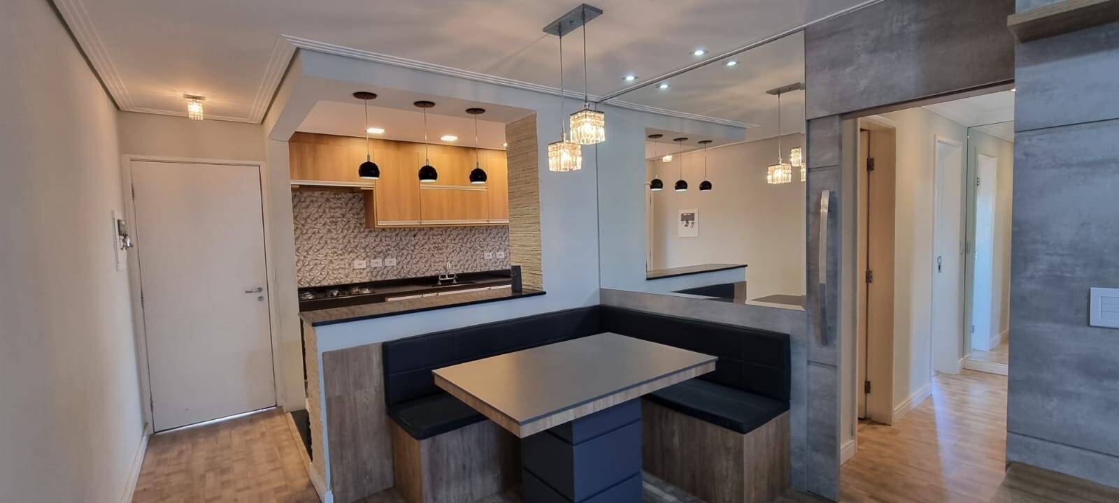 Apartamento à venda com 3 quartos, 240m² - Foto 6