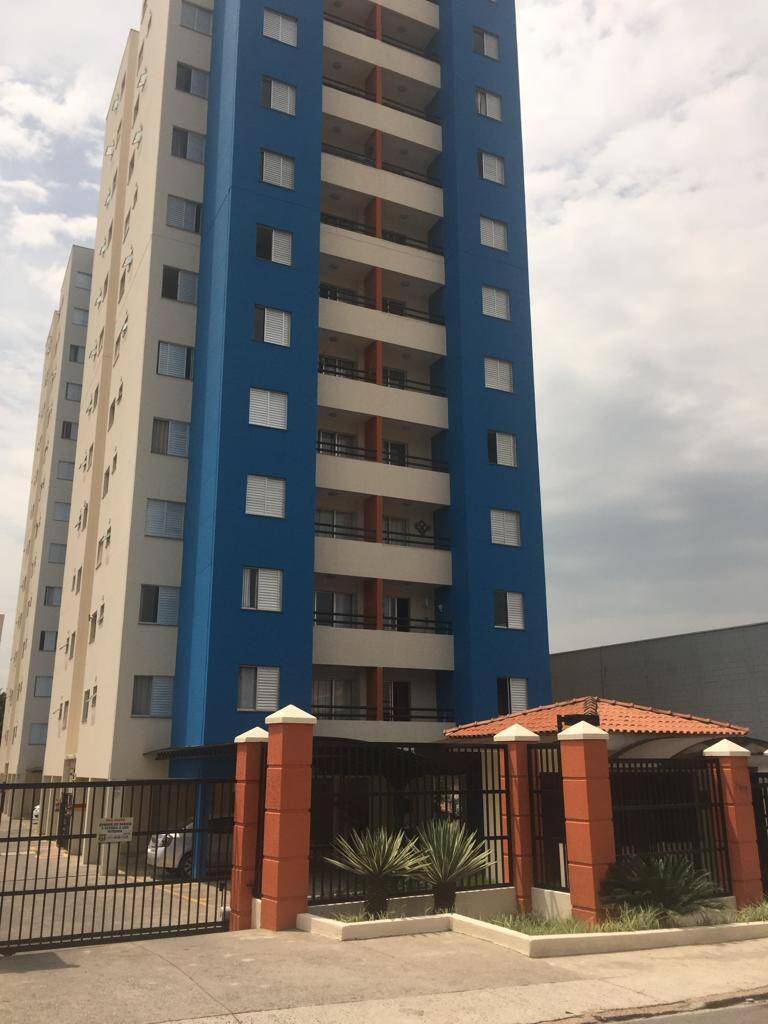 Apartamento para alugar com 2 quartos, 76m² - Foto 13