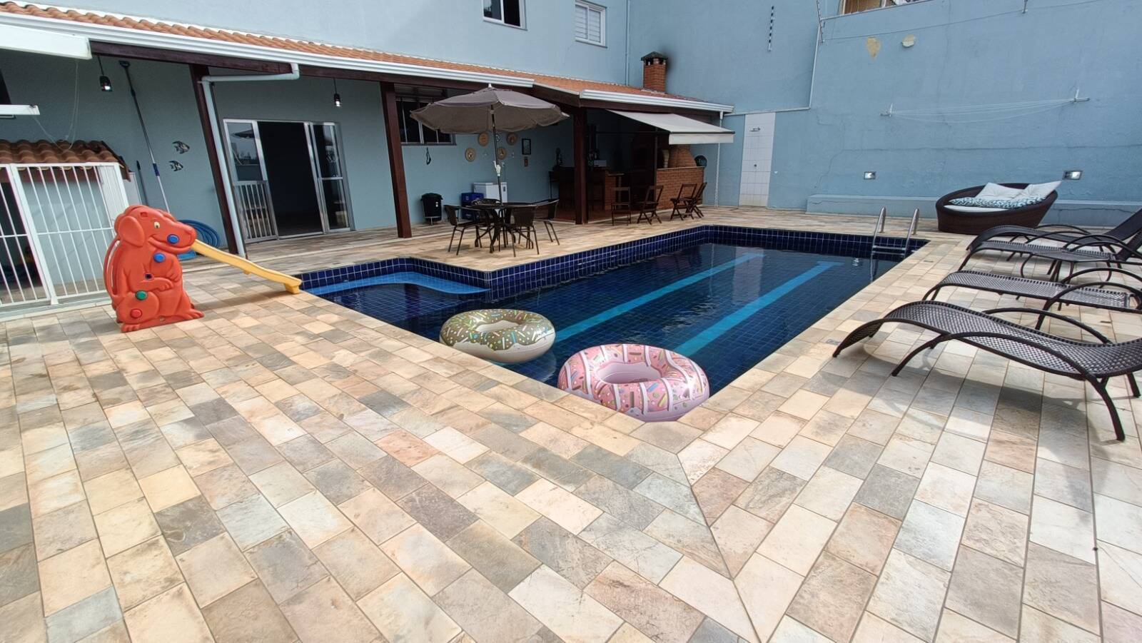 #2413 - Casa Sobrado para Venda em Jundiaí - SP