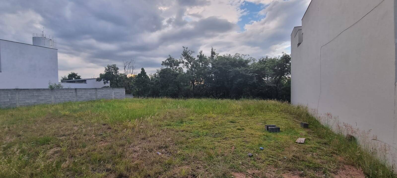 #2598 - Terreno para Venda em Jundiaí - SP