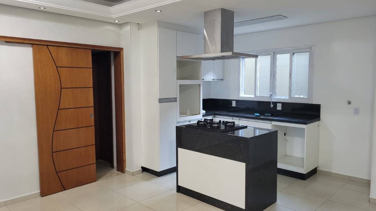 #2792 - Casa Sobrado para Venda em Jundiaí - SP
