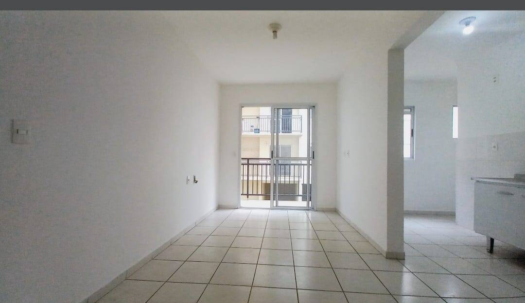 Apartamento à venda e aluguel com 2 quartos, 60m² - Foto 2