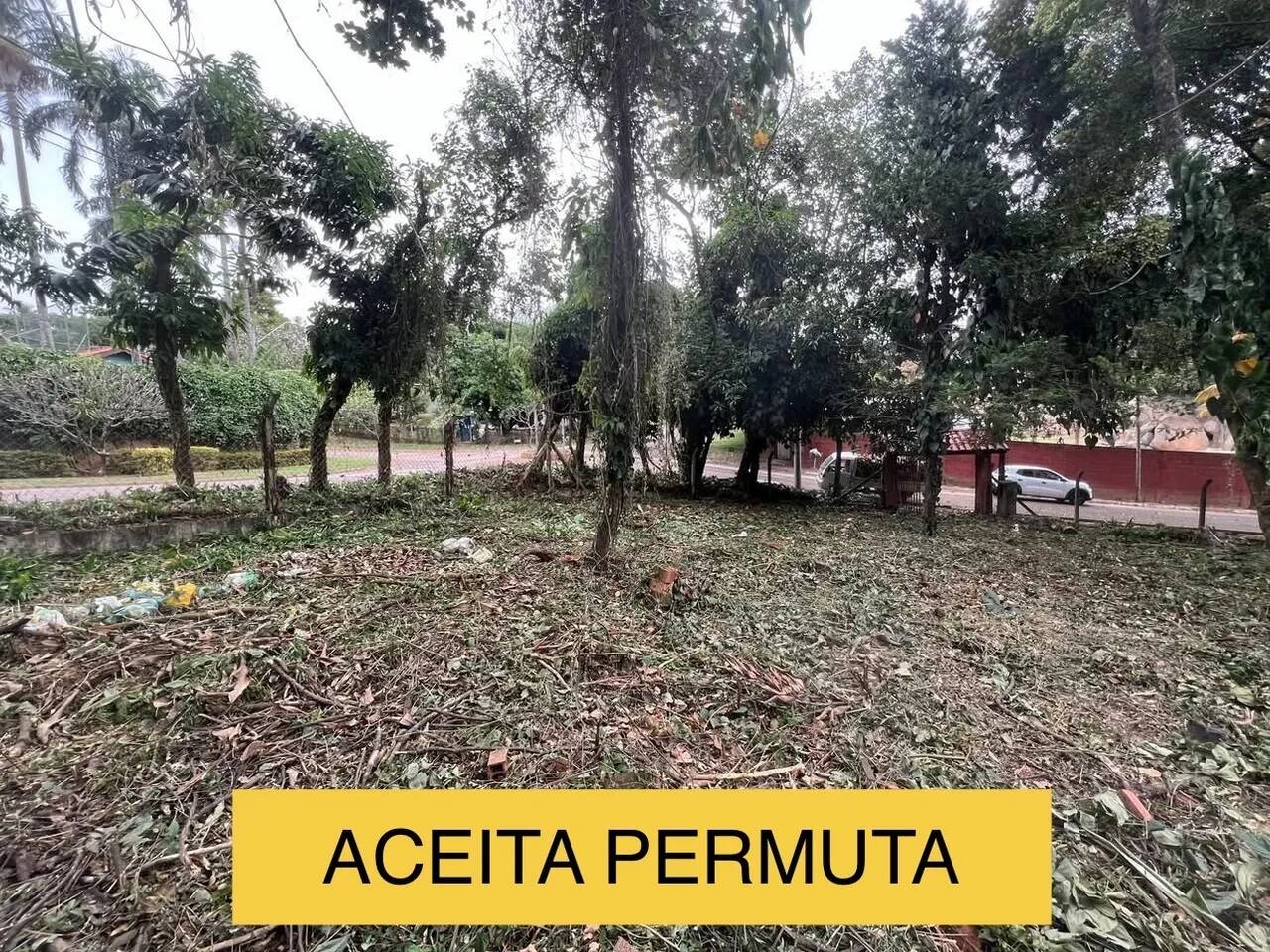 Terreno à venda, 878m² - Foto 1