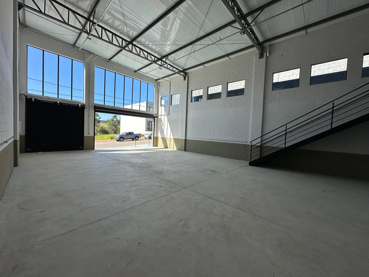 Depósito-Galpão-Armazém à venda, 165m² - Foto 5