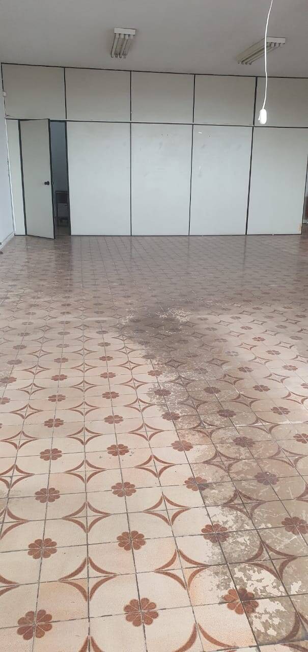 Loja-Salão para alugar com 3 quartos, 200m² - Foto 6