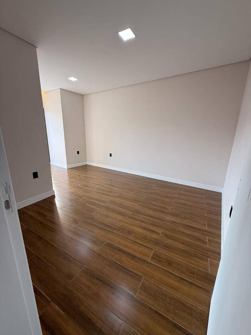 Casa à venda com 3 quartos, 220m² - Foto 9
