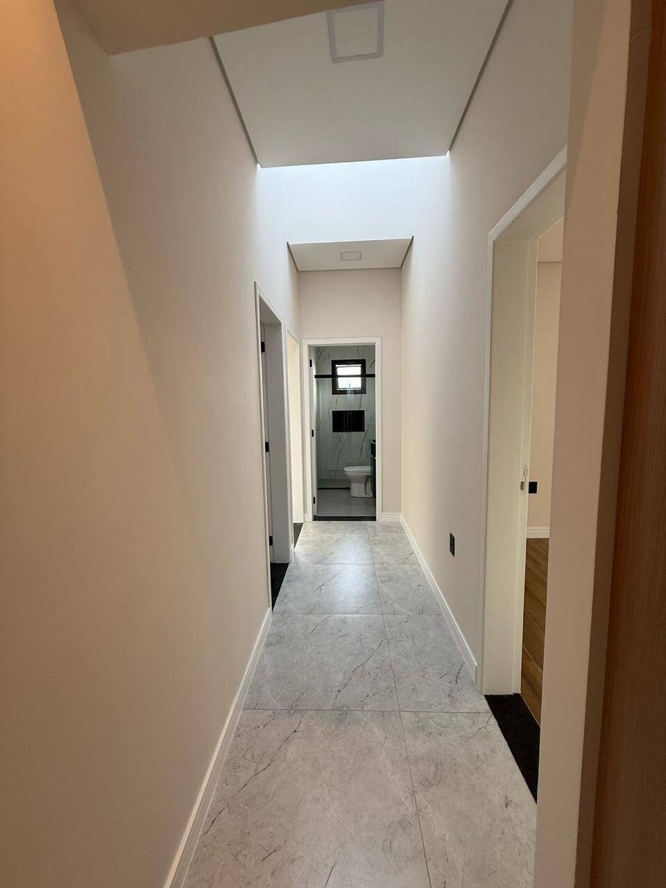 Casa à venda com 3 quartos, 220m² - Foto 12