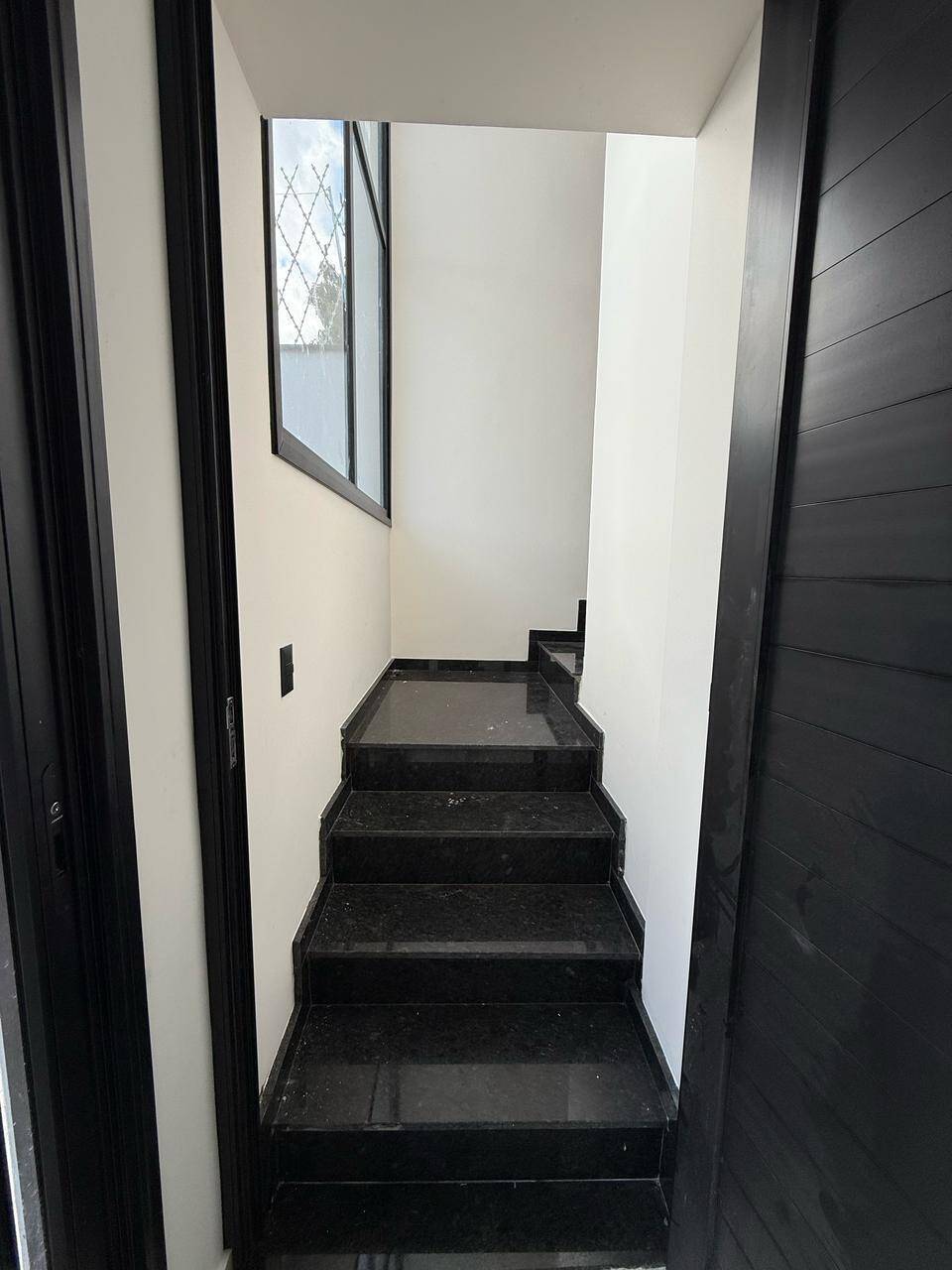 Casa à venda com 3 quartos, 220m² - Foto 15