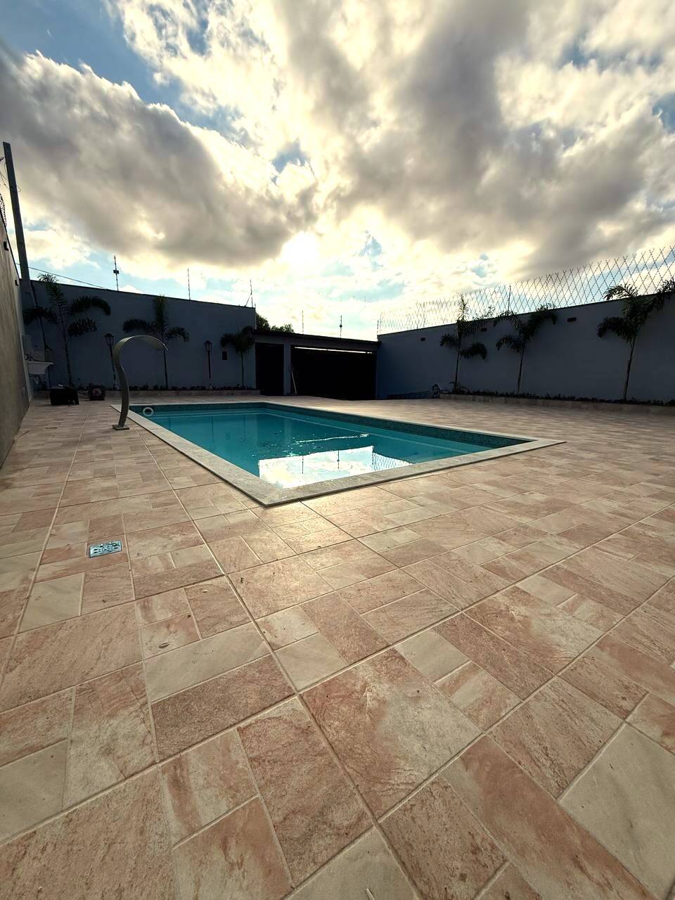 Casa à venda com 3 quartos, 220m² - Foto 18