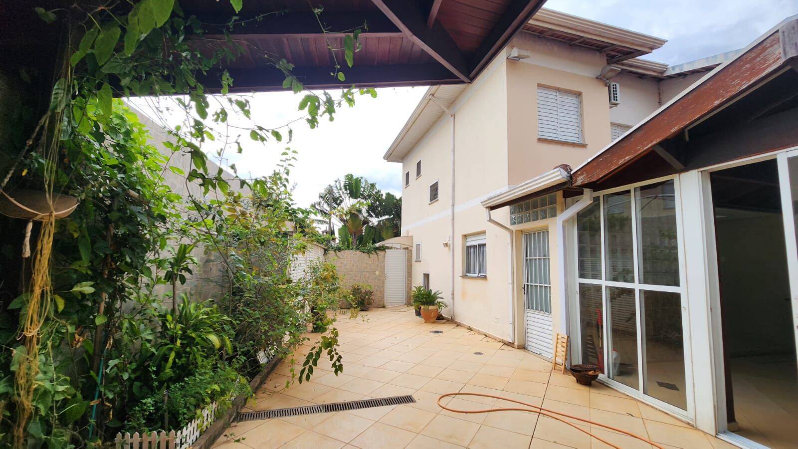 Casa de Condomínio à venda e aluguel com 3 quartos, 91m² - Foto 2