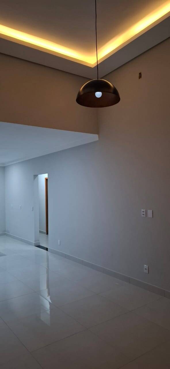 Casa à venda com 3 quartos, 250m² - Foto 6