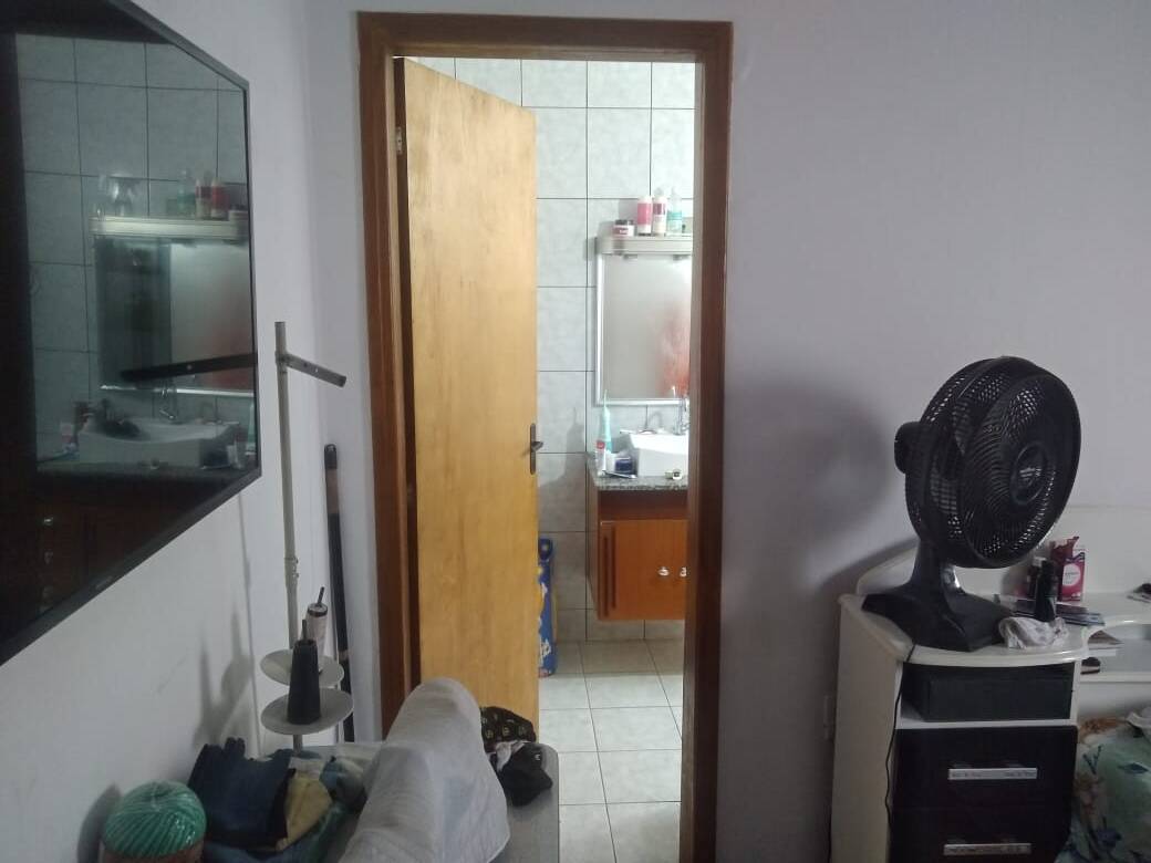 Casa à venda com 3 quartos, 117m² - Foto 9