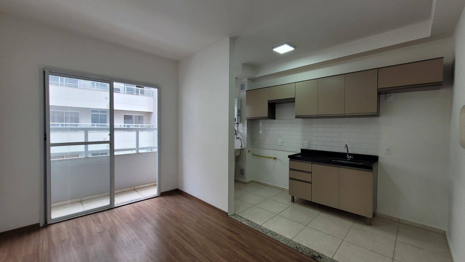 Apartamento à venda com 2 quartos, 44m² - Foto 1