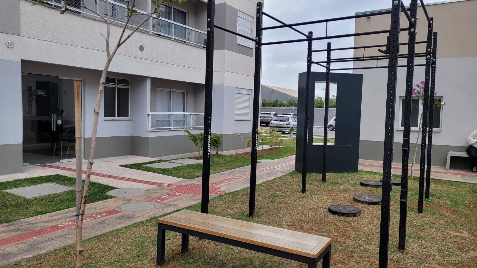 Apartamento à venda com 2 quartos, 44m² - Foto 20