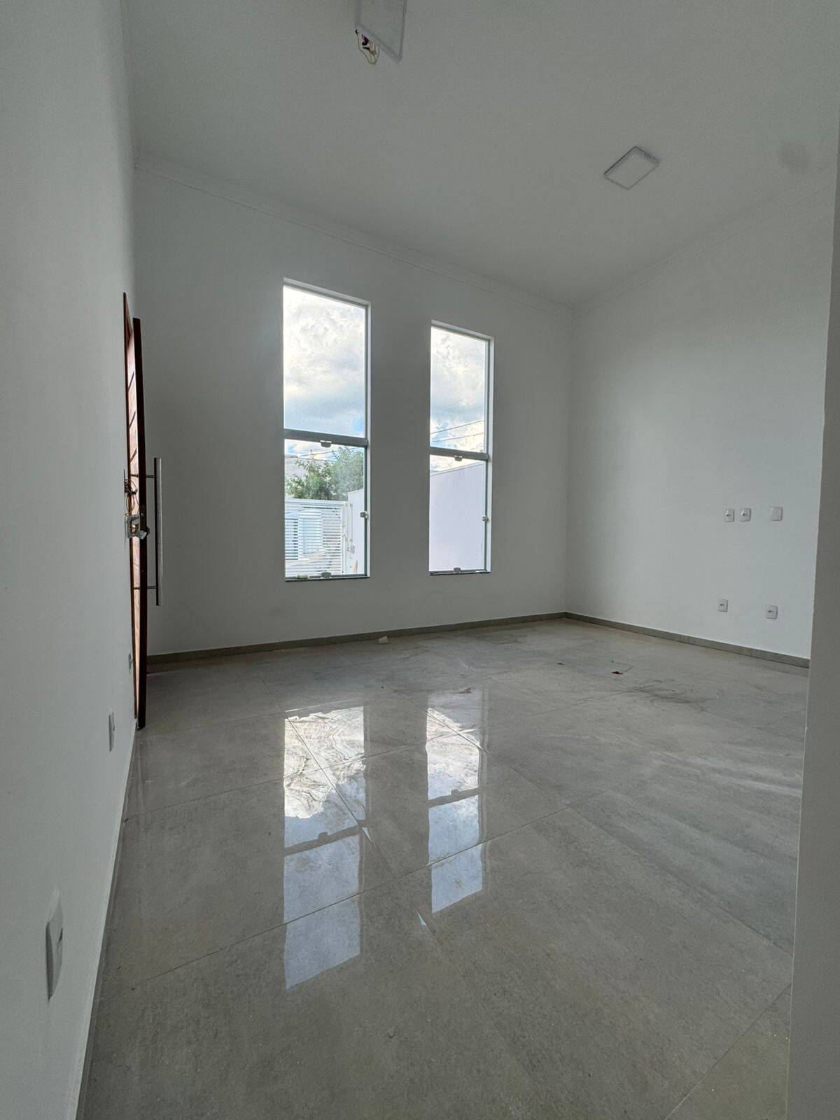 #3289 - Casa Sobrado para Venda em Itupeva - SP