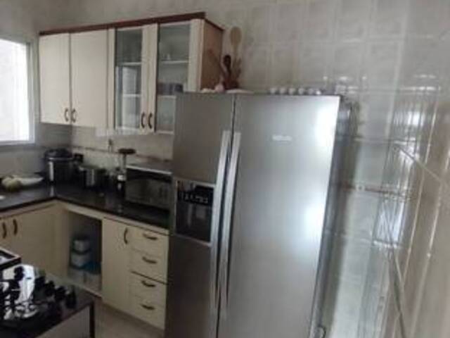 Casa Sobrado para Venda em Jundiaí - 3