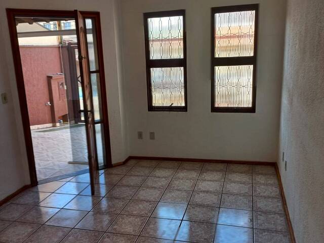 Casa para Venda em Jundiaí - 3